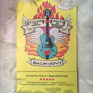 Eyeshadow lip highlight blush palette